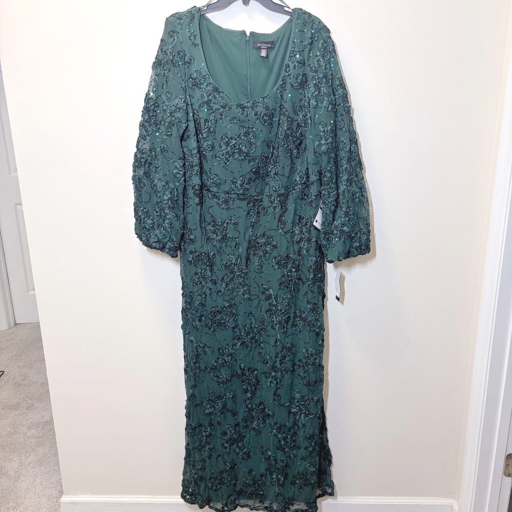 R&M Richards Petite 20W Green Sequin Floral Embroidered Maxi Gown Dress